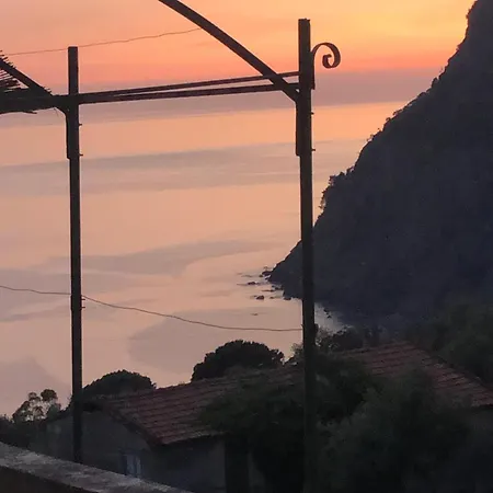 Apartment Gioiello Alle Porte Delle 5 Terre