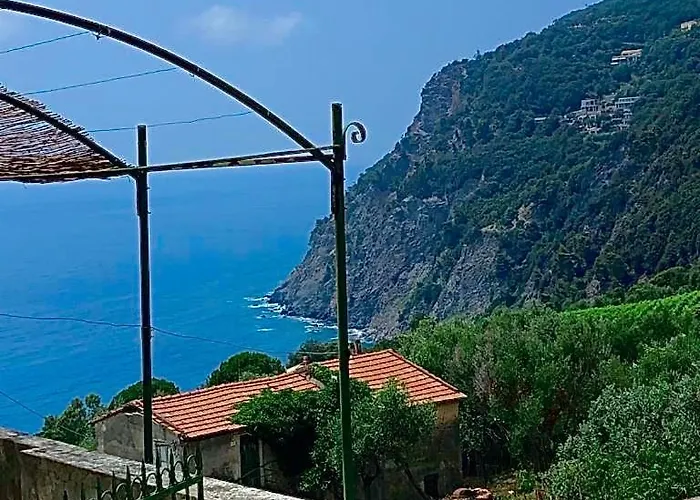 Gioiello Alle Porte Delle 5 Terre